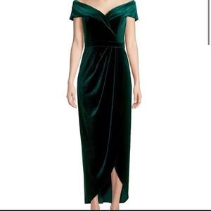 Xscape Green Velvet Dress (size 2)